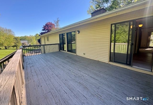 21 Maple Vale Drive, Woodbridge, CT 06525