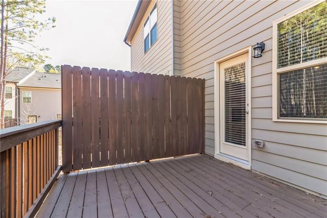 3123 Meadowstone Lane SW, Atlanta, GA 30331