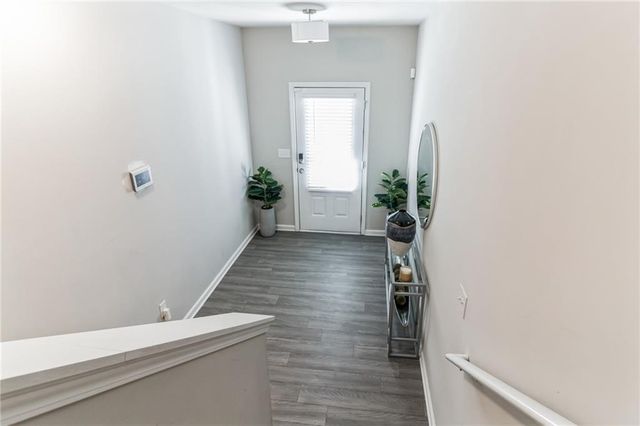 3123 Meadowstone Lane SW, Atlanta, GA 30331