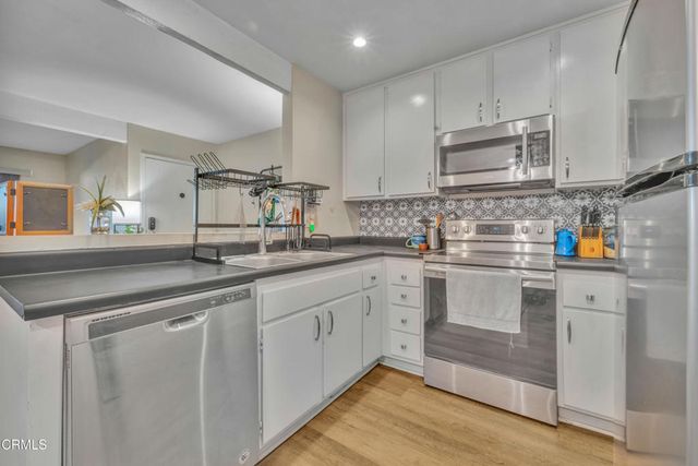 1300 Saratoga Avenue 604, Ventura, CA 93003