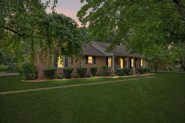1511 Brian St, Lebanon, TN 37087