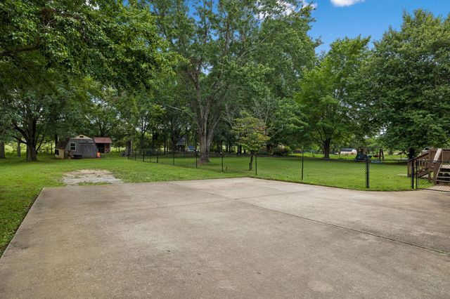 1511 Brian St, Lebanon, TN 37087