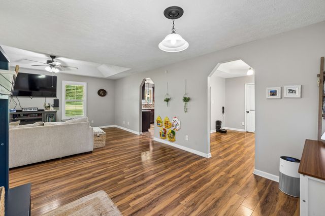 1511 Brian St, Lebanon, TN 37087