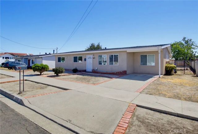 2816 Louise Street, Oceanside, CA 92056
