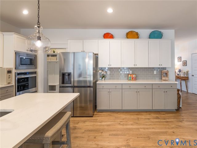 11765 Kings Pond Dr, Providence Forge, VA 23140