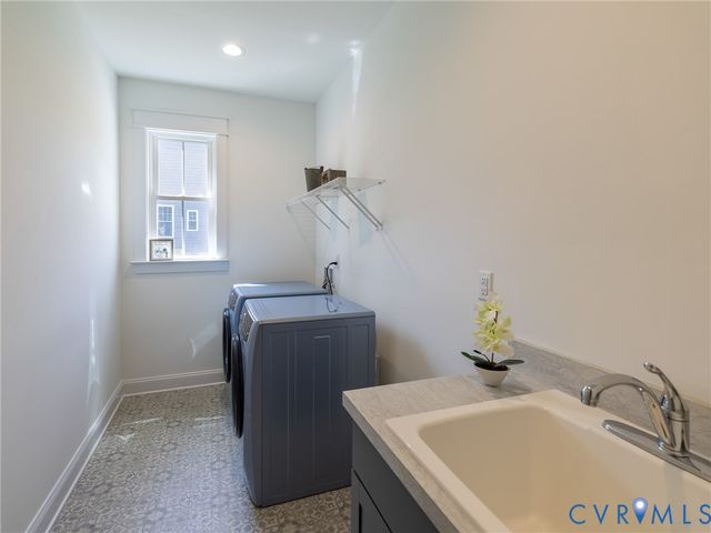 11765 Kings Pond Dr, Providence Forge, VA 23140