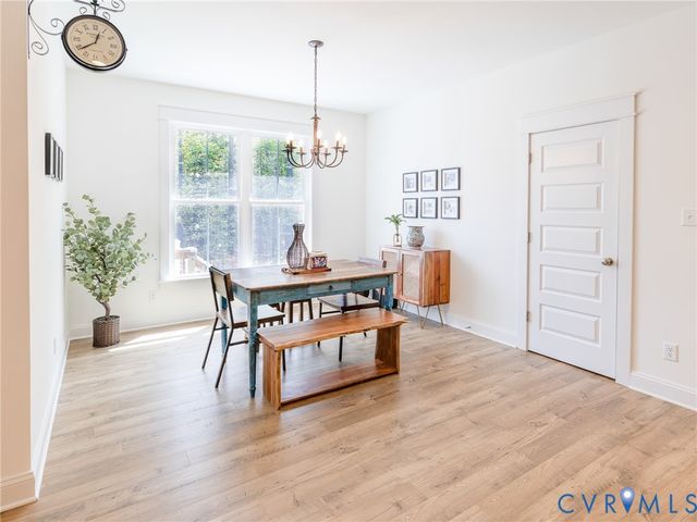 11765 Kings Pond Dr, Providence Forge, VA 23140