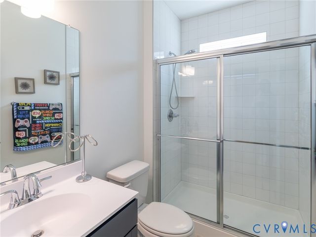 11765 Kings Pond Dr, Providence Forge, VA 23140