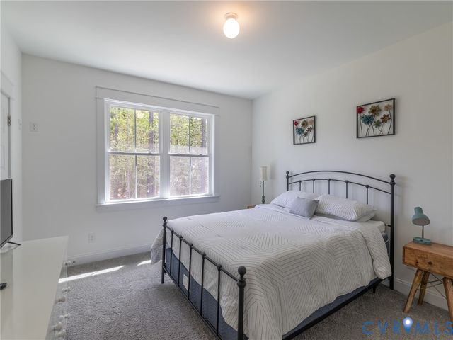11765 Kings Pond Dr, Providence Forge, VA 23140