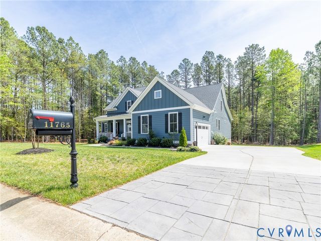 11765 Kings Pond Dr, Providence Forge, VA 23140