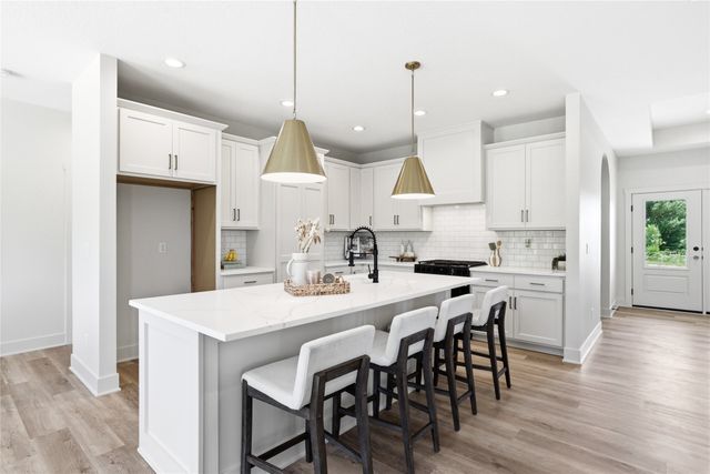 1919 E Autumn Trail Circle, Polk City, IA 50226