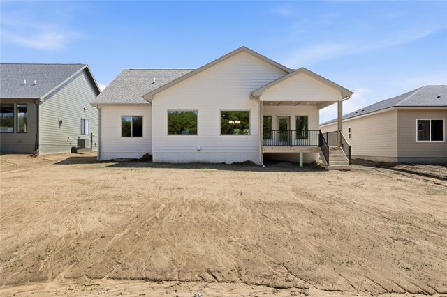 1919 E Autumn Trail Circle, Polk City, IA 50226
