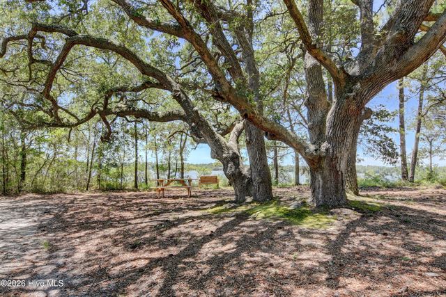 827 Folly Drive SE, Bolivia, NC 28422