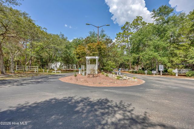 827 Folly Drive SE, Bolivia, NC 28422