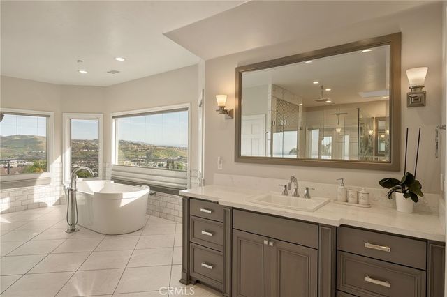 4 Old Ranch, Laguna Niguel, CA 92677