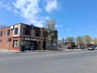 924 Main St, Springfield, MA 01103