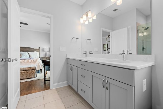36 Peckham Street, Greenville, SC 29607
