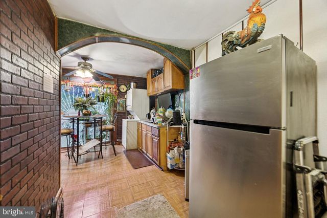 722 YEADON AVE, Lansdowne, PA 19050