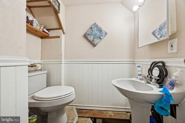 722 YEADON AVE, Lansdowne, PA 19050