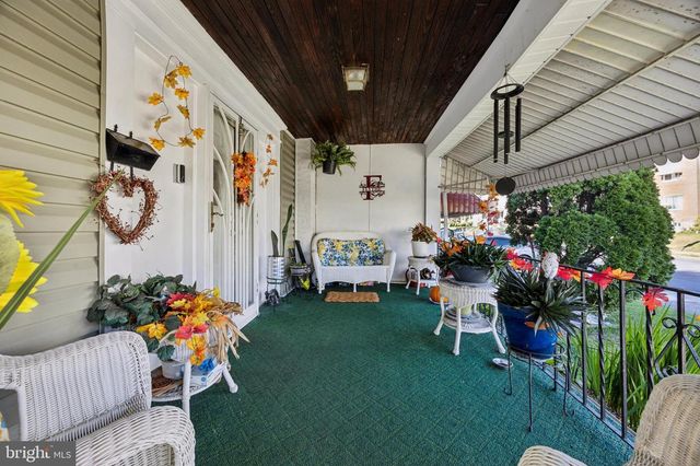 722 YEADON AVE, Lansdowne, PA 19050