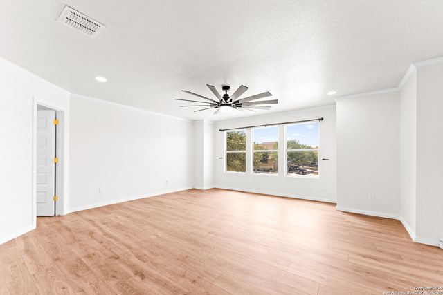 4202 Waldon Pond, San Antonio, TX 78245