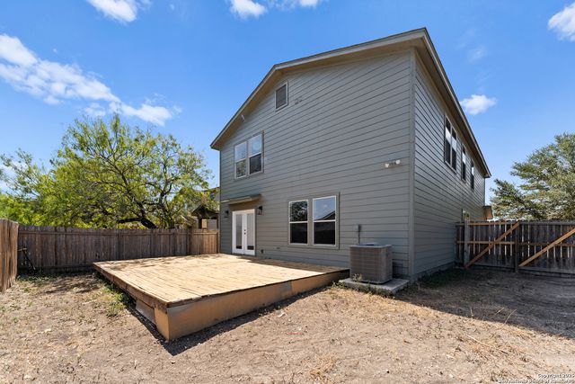 4202 Waldon Pond, San Antonio, TX 78245