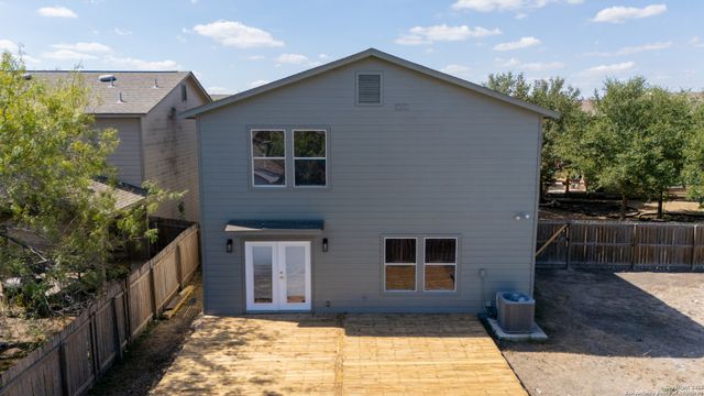 4202 Waldon Pond, San Antonio, TX 78245