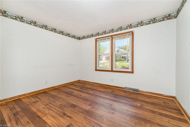 1711 Ploughboy Lane, Winston-salem, NC 27103