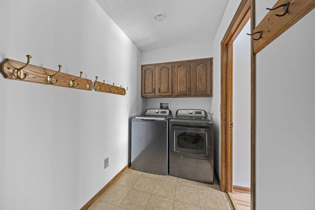 7820 Grandley Court, Reynoldsburg, OH 43068