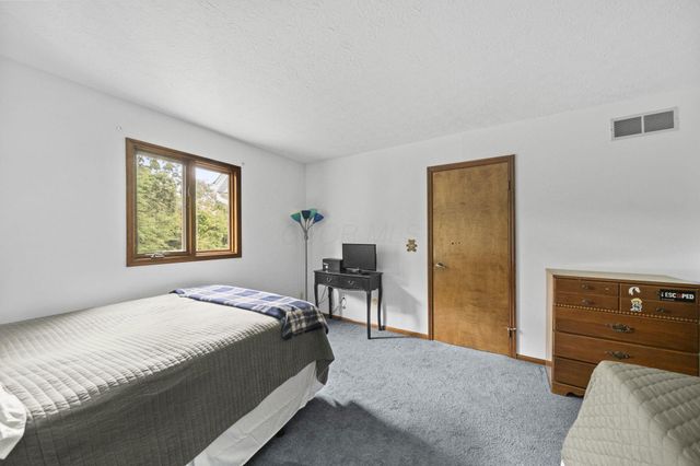 7820 Grandley Court, Reynoldsburg, OH 43068