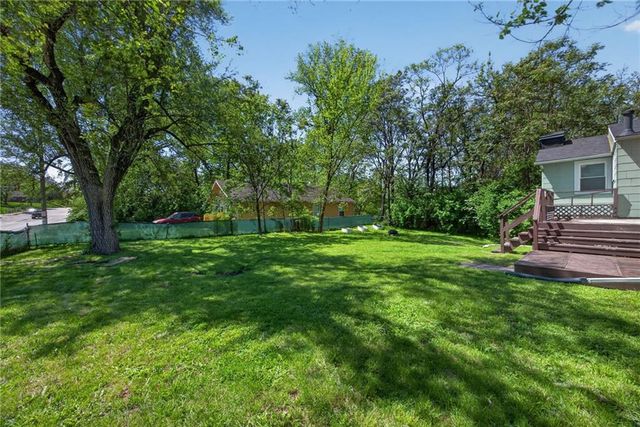 3107 W 42nd Avenue, Kansas City, KS 66103