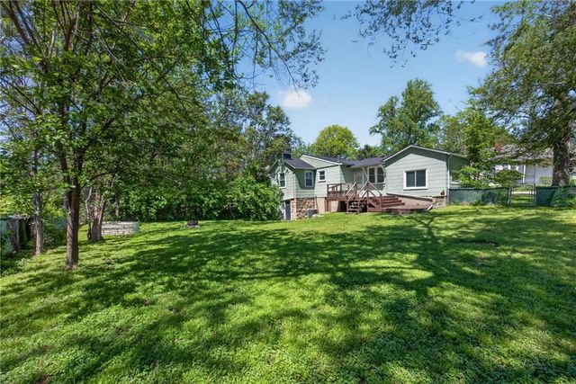 3107 W 42nd Avenue, Kansas City, KS 66103