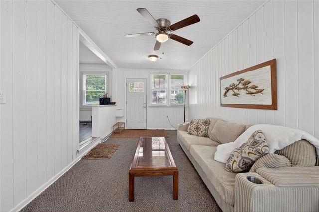 3107 W 42nd Avenue, Kansas City, KS 66103