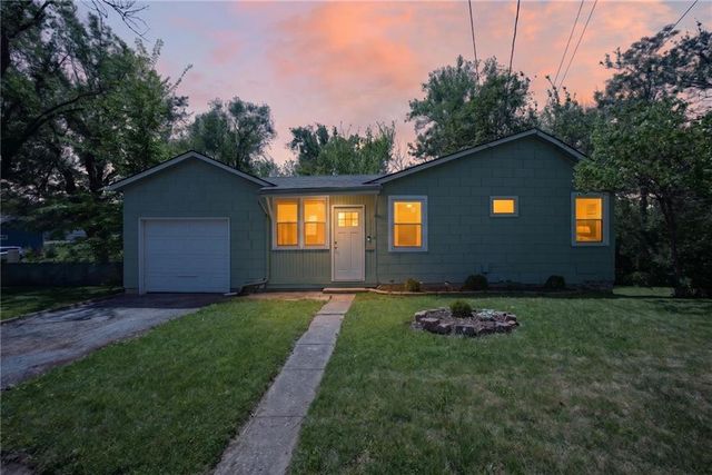 3107 W 42nd Avenue, Kansas City, KS 66103