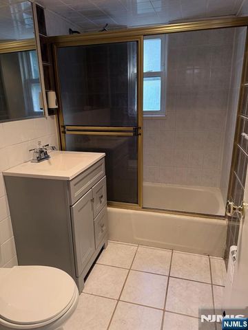 100 Huguenot, Englewood, NJ 07631