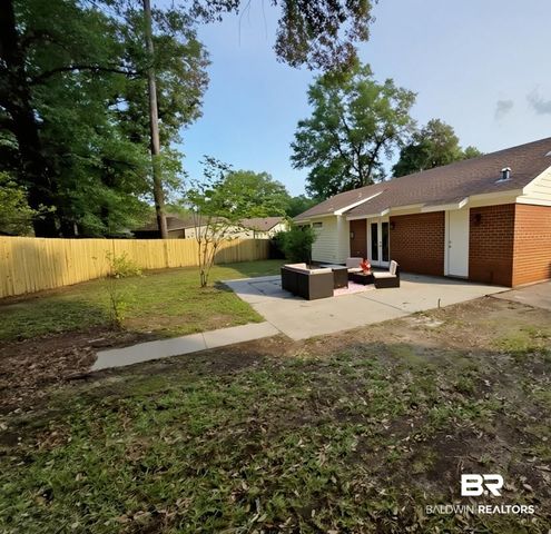 6505 Princeton Woods Drive, Mobile, AL 36618