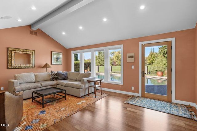3153 Pepperwood Drive, Medford, OR 97504