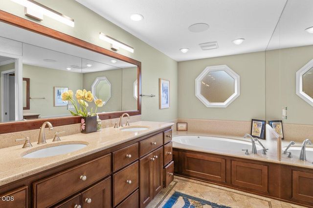 3153 Pepperwood Drive, Medford, OR 97504