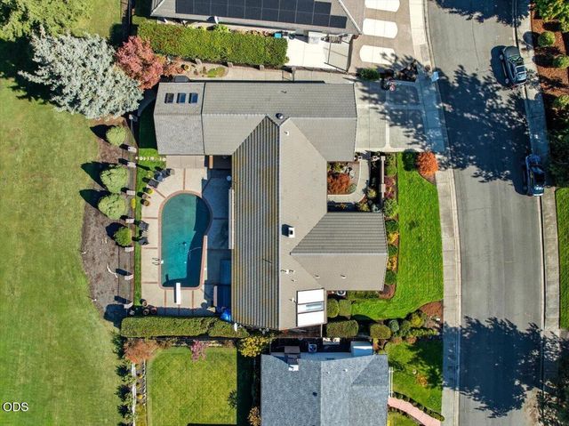 3153 Pepperwood Drive, Medford, OR 97504