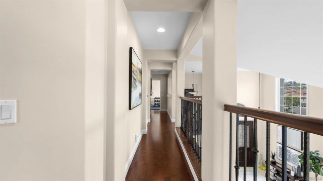 5437 Caminito Bayo, La Jolla, CA 92037