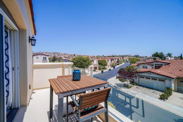 5437 Caminito Bayo, La Jolla, CA 92037