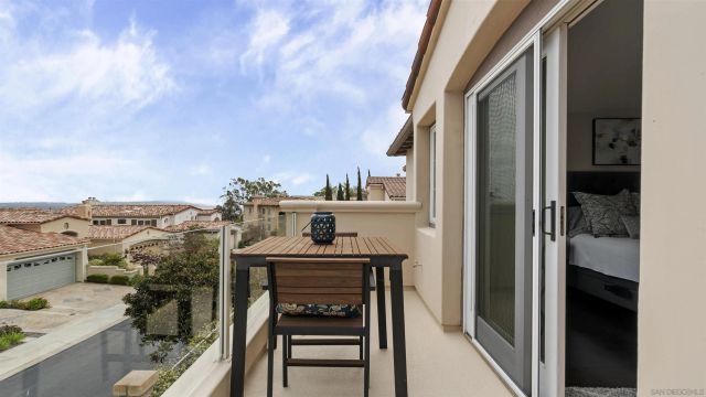 5437 Caminito Bayo, La Jolla, CA 92037