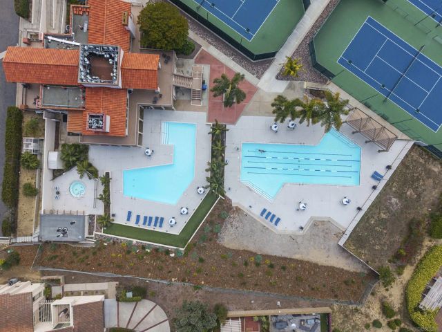 5437 Caminito Bayo, La Jolla, CA 92037