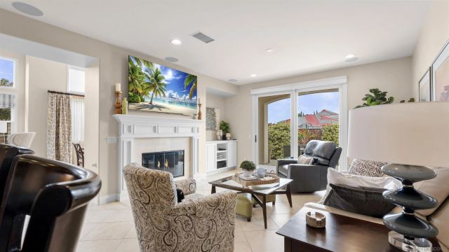 5437 Caminito Bayo, La Jolla, CA 92037