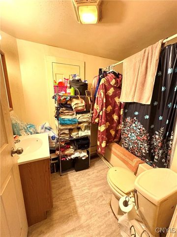 112 Osborne Street, Auburn, NY 13021