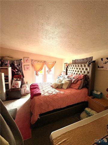 112 Osborne Street, Auburn, NY 13021