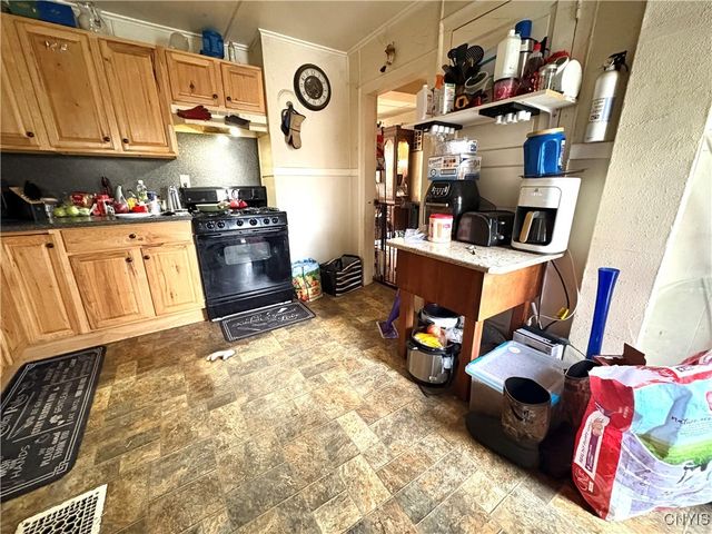 112 Osborne Street, Auburn, NY 13021