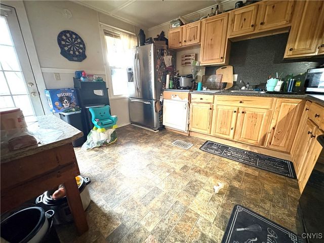 112 Osborne Street, Auburn, NY 13021