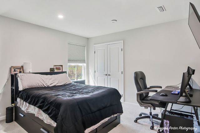 7443 Alexandra Lane, Union, IL 60180