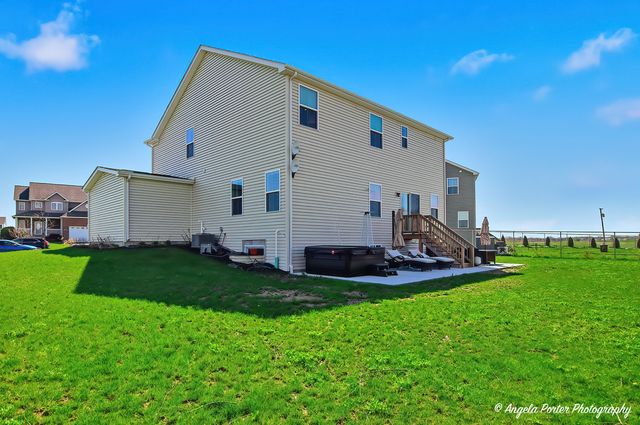 7443 Alexandra Lane, Union, IL 60180